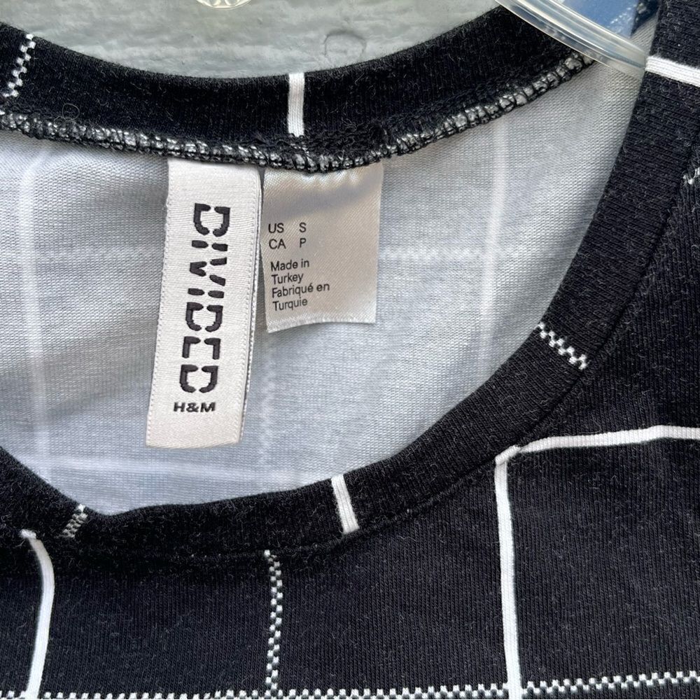H&M Divided Dress Short Sleeve Black and White Women’s Size S - Picture 6 of 8
